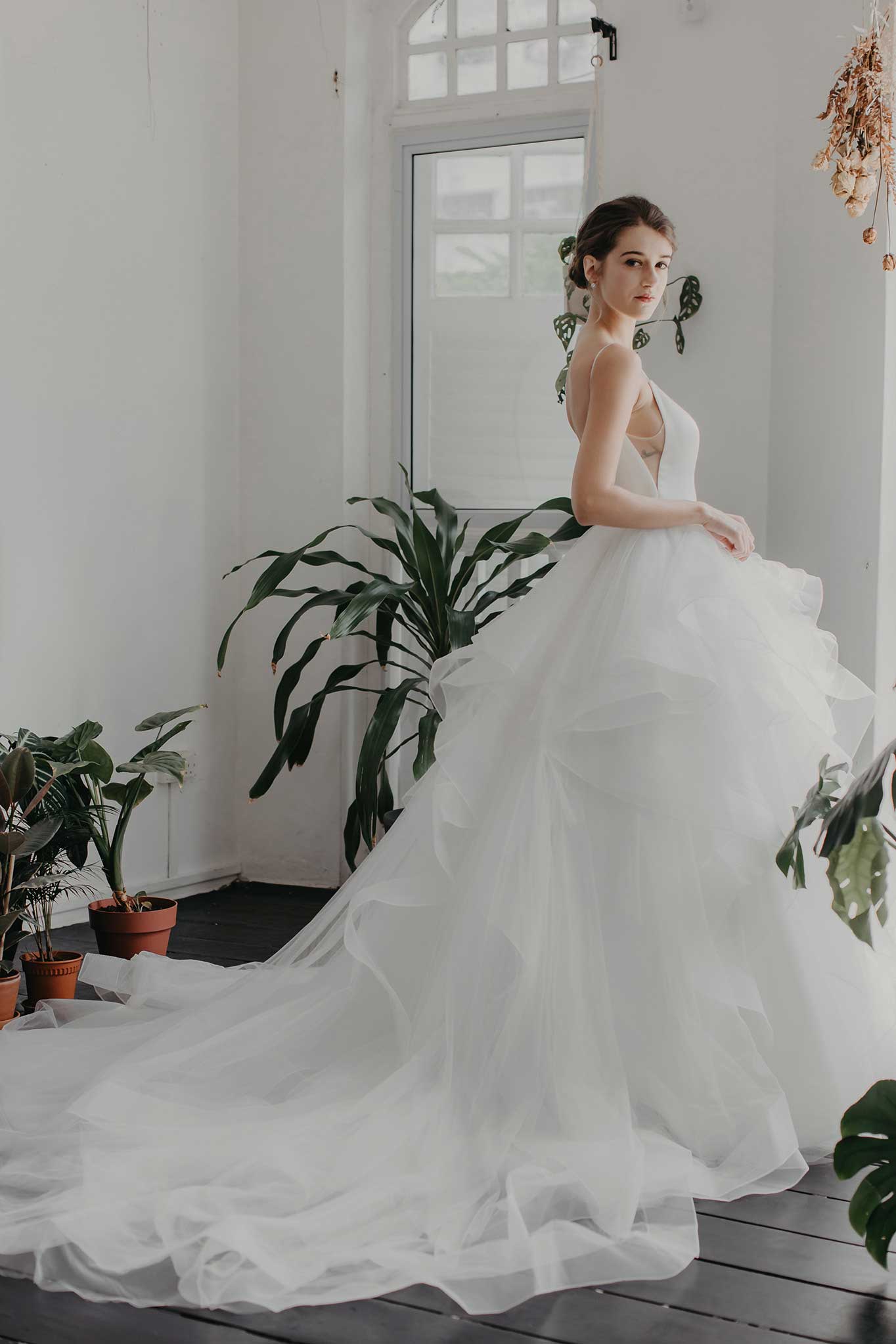 Odelia-wedding-dress-weddingdress-bridalgown-2_