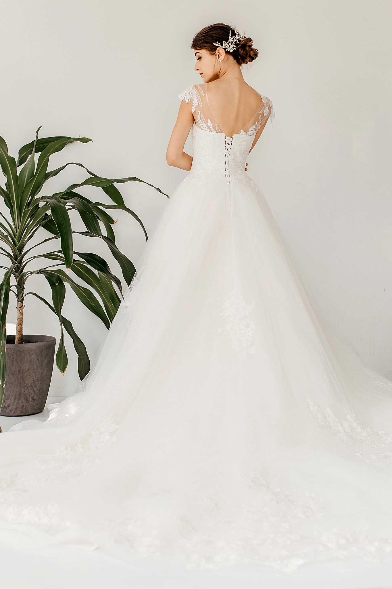 Odelia-wedding-dress-weddingdress-bridalgown-32_